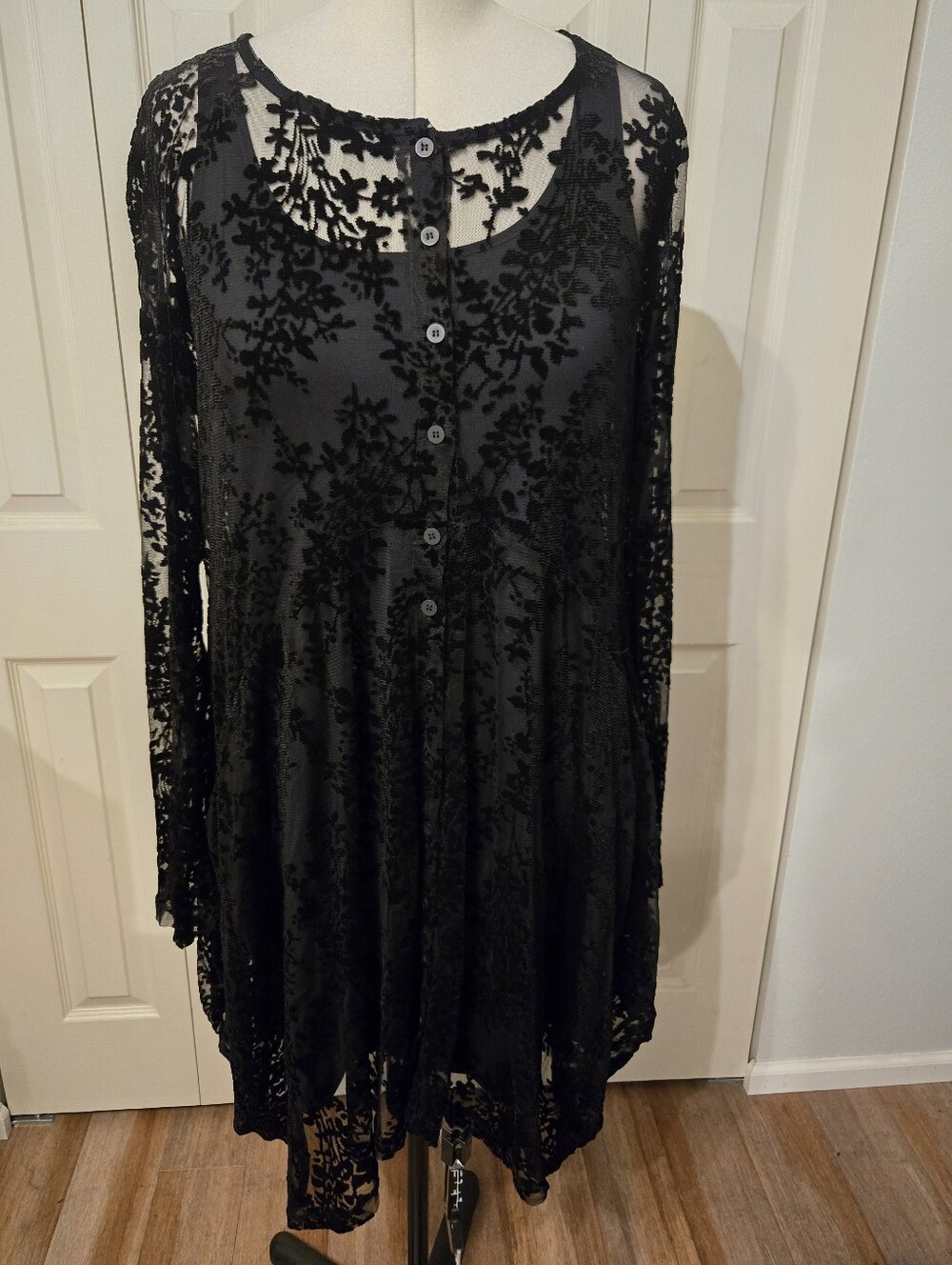 Alembika Top Size 16